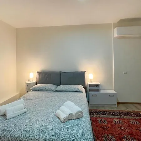 Aparthotel Extravaganza And Center